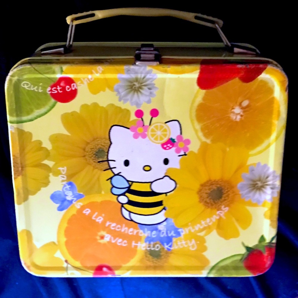 Hello Kitty authentic vintage style sanrio metal lunchbox Springtime Edition